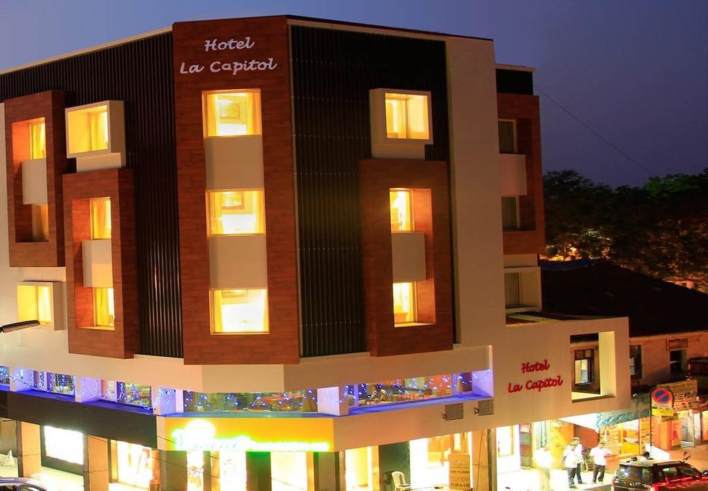 Hotel La Capitol Panaji Eksteriør billede