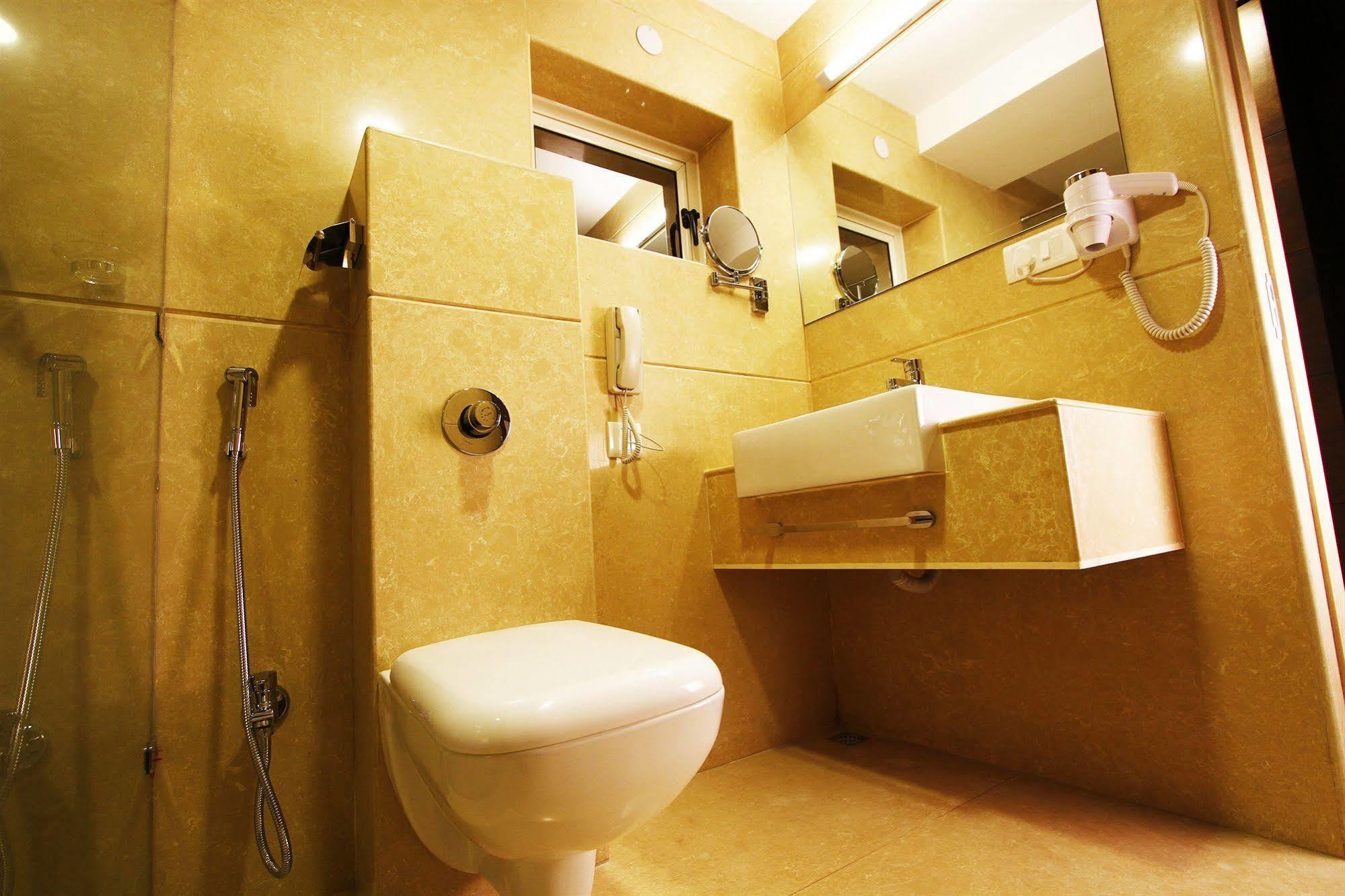 Hotel La Capitol Panaji Eksteriør billede